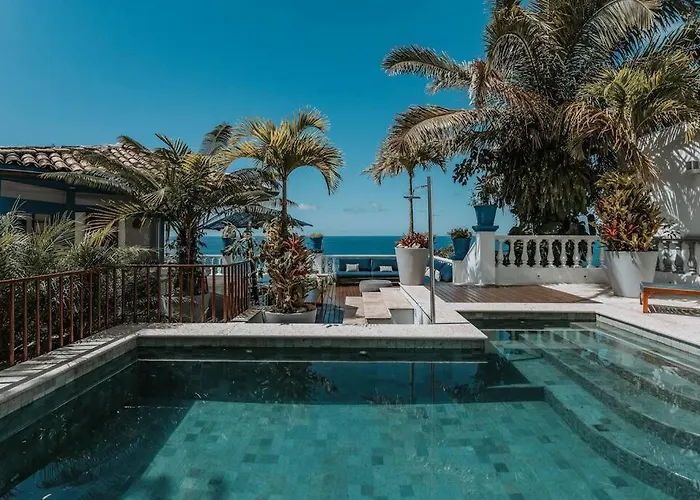 Tropical Escape Next To Leblon